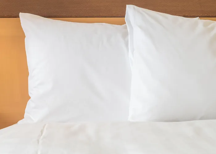 Holiday Inn Express & Suites Clinton By Ihg